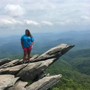 Meet your Posher, Amber